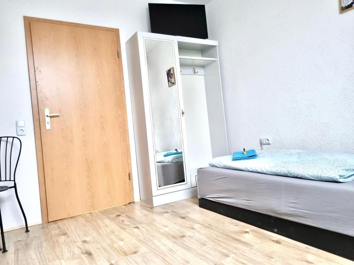 #World Monteur Apartment Schkeuditz Buitenkant foto