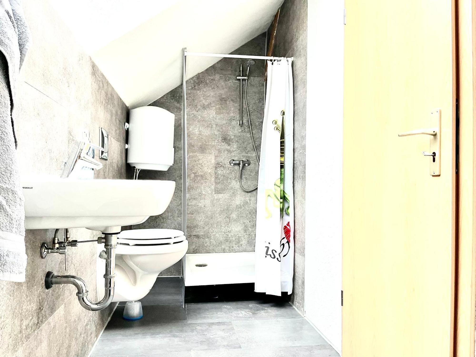 #World Monteur Apartment Schkeuditz Buitenkant foto